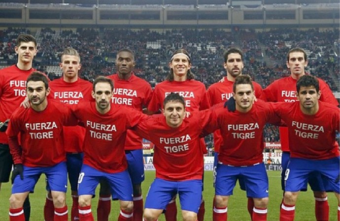 jogadores Atlético de Madrid camisa apoio a Falcao Garcia (Foto: Reprodução / Instagran)