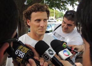 Diego Forlán concede entrevista de despedida do Inter (Foto: Paula Menezes/GLOBOESPORTE.COM)