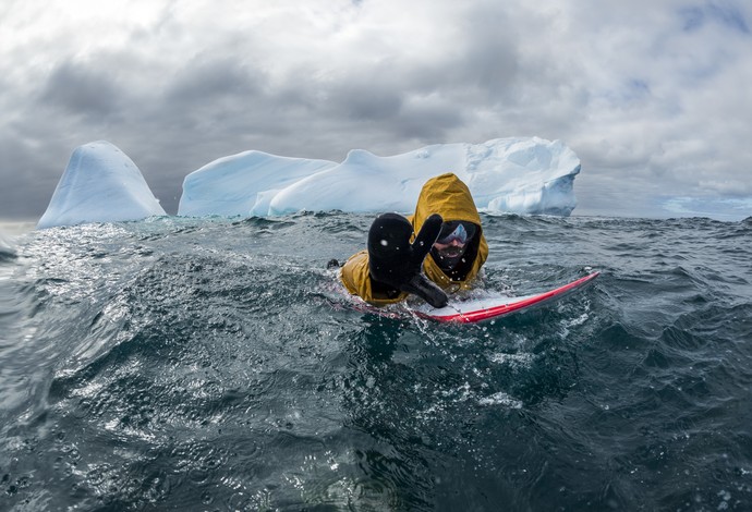 dan malloy surfe antartida (Foto: Juan Luis De Heeckeren / Red Bull Conten)