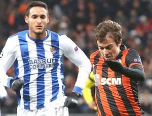 Bernard jogo Shakhtar Donetsk contra Real Sociedad (Foto: Reuters)