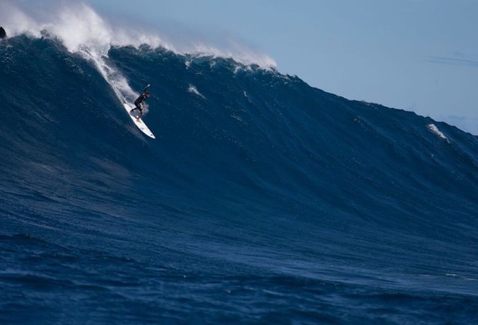 Pedro Scooby onda gigante Jaws, Havaí (Foto: Fred Pompermayer)