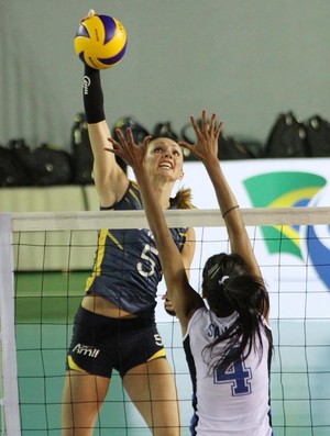 Campinas x Pinheiros Copa Brasil vôlei feminino (Foto: Felipe Christ / Amil)