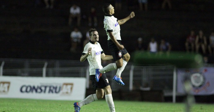 Copinha - Guilherme comemora gol do Corinthians sobre o Juventude (Foto: Denny Cesare/Agência Estado)