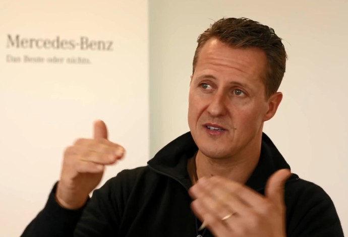 Michael Schumacher na última entrevista antes do acidente de esqui, ao site da Mercedes (Foto: Reprodução)