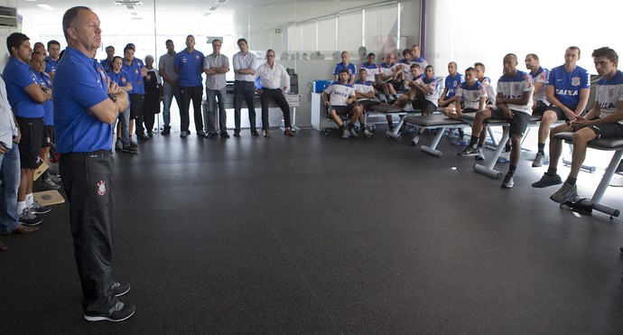 Mano Menezes conversa jogadores Corinthians (Foto: Daniel Augusto Jr / Agência Corinthians)