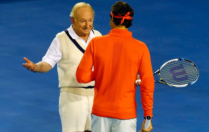 Tênis Federer e Rod Laver jogo beneficente melbourne (Foto: Agência Reuters)