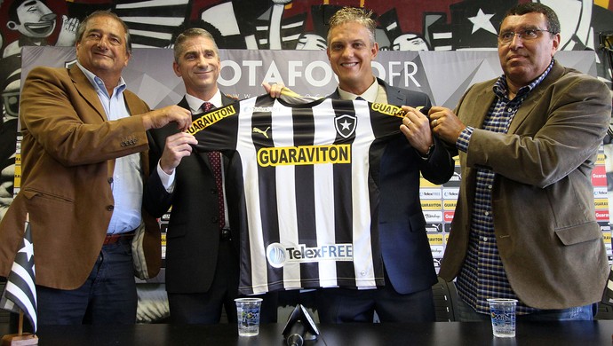 camisa botafogo telexfree (Foto: Vitor Silva / SSPress)