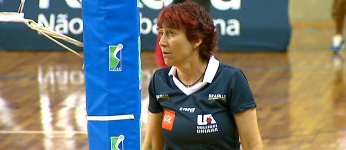 Sandra Leão, técnica de vôlei de Araraquara (Foto: Ely Venâncio / EPTV)