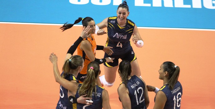 Campinas x Brasília Superliga feminina vôlei (Foto: Felipe Christ / Amil)