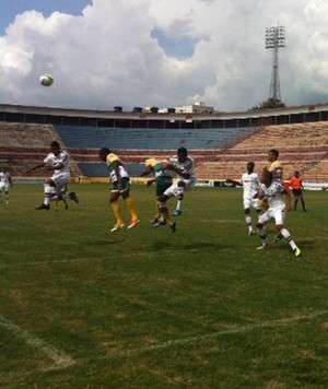 copinha - Sabiá x Fluminense (Foto: Marcos Lavezo)