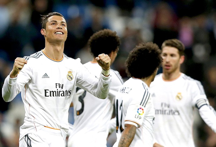 Cristiano Ronaldo comemoração gol Real Madrid jogo Celta (Foto: EFE)