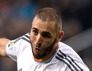 Benzema gol Real Madrid contra Celta (Foto: AFP)