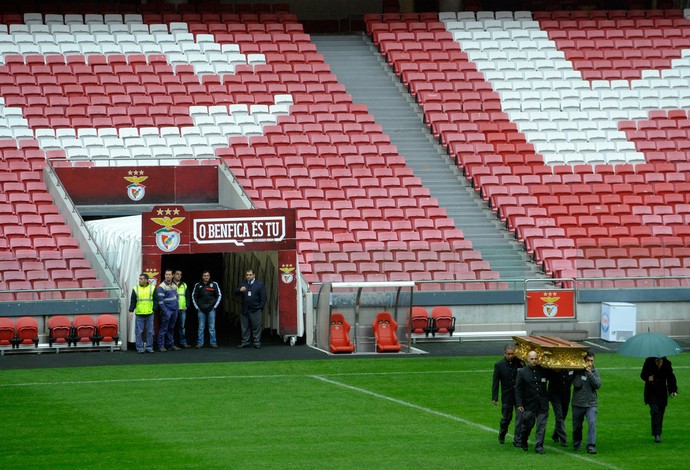 eusebio funeral estadio da luz benfica (Foto: AFP)