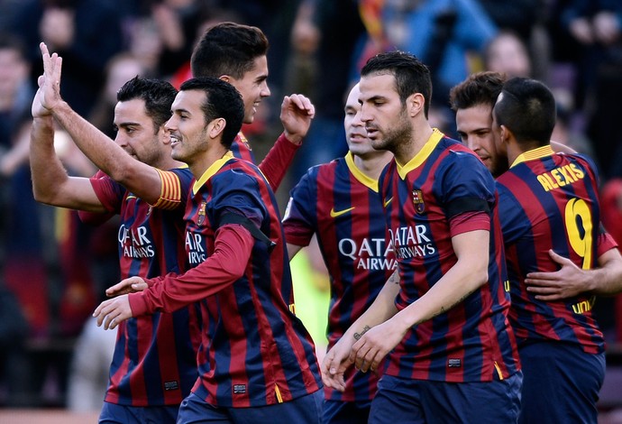 Barcelona comemora sobre o Elche (Foto: AP)