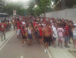 Jogo das Estrelas - maracanã fila  (Foto: Dyocil Menezes/Arquivo pessoal)