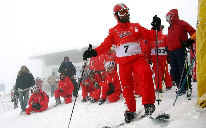 michael schumacher esqui WROOM F1 ferrari 2008 (Foto: Agência Getty Images)