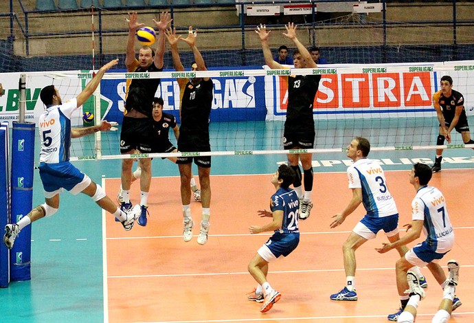 São Bernardo Vôlei e Vivo/Minas Superliga (Foto: July Stanzioni / SM Press)