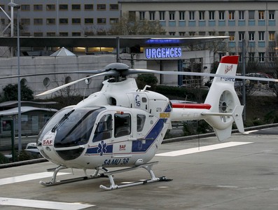 helicoptero Hospital schumacher frança Centre hospitalier de Moûtiers (Foto: Agência Reuters)