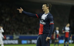 ibrahimovic paris saint germain x lille (Foto: AFP)