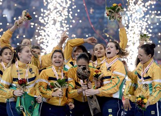 Brasil handebol campeão taça (Foto: EFE)