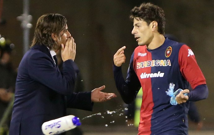 nene cagliari napoli (Foto: AFP)