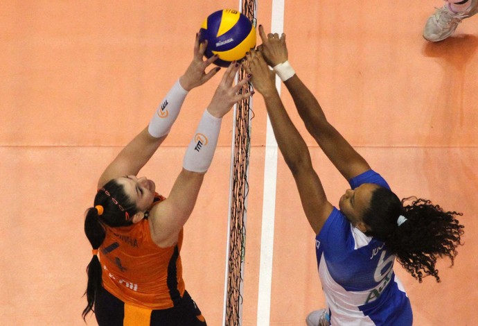 vôlei juciely rio de janeiro campinas superliga feminina (Foto: Alexandre Arruda/CBV)