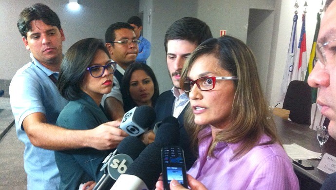 promotora Maria Nely Bezerra  (Foto: Adeilson Albuquerque)