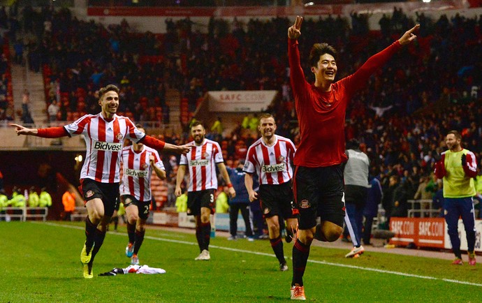 Ki Sung-yueng gol do Sunderland (Foto: Reuters)