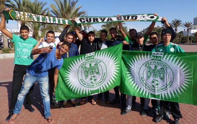 Torcida Raja Casablanca (Foto: Victor Canedo)