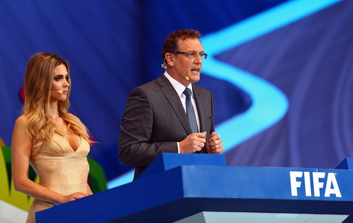 Fernanda Lima sorteio Copa do Mundo Brasil (Foto: Getty Images)