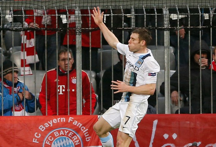 James Milner comemora, Bayern de Munique x Manchester City (Foto: AP)