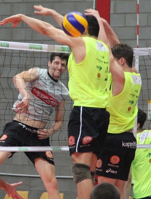 treino de vôlei do Canoas (Foto: Fernando Potrick | Kappesberg/Canoas)