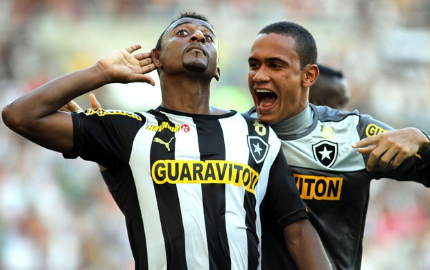 Elias comemoração Botafogo contra Criciúma (Foto: Vitor Silva / SS Press)