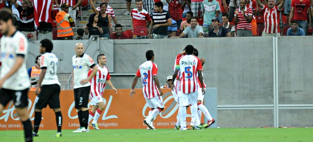 Náutico x Corinthians (Foto: Aldo Carneiro/Pernambuco Press)