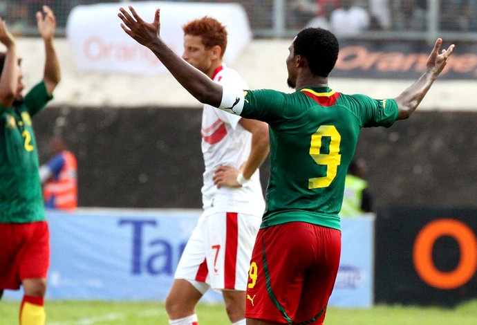 samuel eto'o camarões comemoração (Foto: Agência AFP)