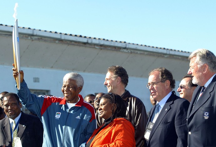 Mandela Tocha 2004 (Foto: Getty Images)