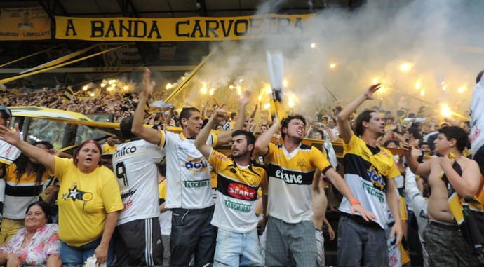 Torcida Criciúma x São Paulo (Foto: João Lucas Cardoso)