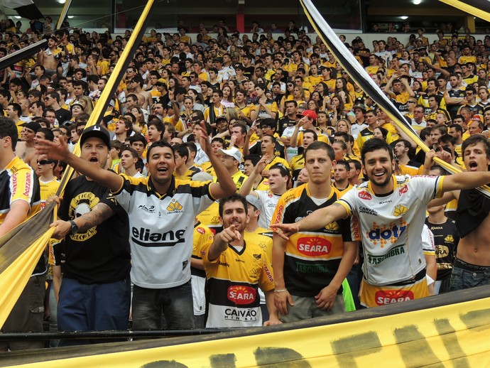 Torcida Criciúma x São Paulo (Foto: João Lucas Cardoso)