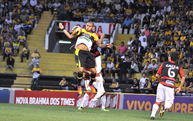 Wellington Paulista Vitória e Criciúma  (Foto: Deza Bergmann / Futura Press)