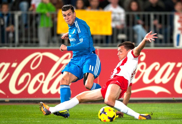 Bale Almería e Real Madrid (Foto: Agência AP )