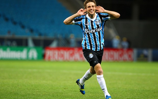 Maxi Rodríguez, meia do Grêmio (Foto: Lucas Uebel/Grêmio, DVG)