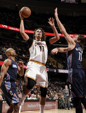 Anderson Varejão, Cleveland Cavaliers x Charlotte Bobcats (Foto: Getty)