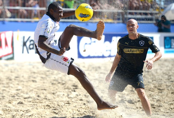 Bueno e Sidney Vasco e Botafogo Mundialito de Areia (Foto: Alexandre Loureiro / Inova Foto)