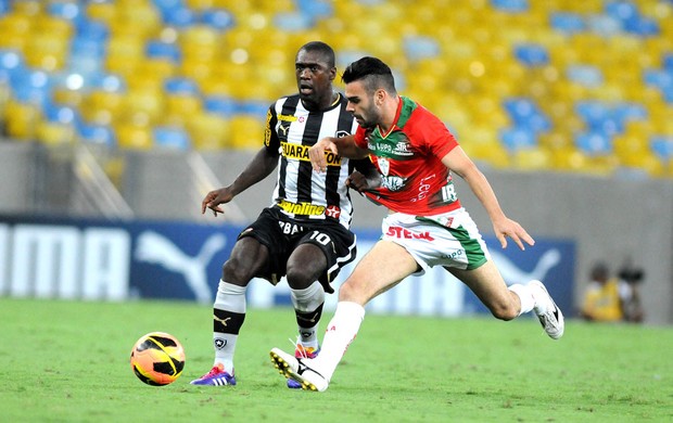 Seedorf Botafogo e Portuguesa (Foto: Andre Durão)