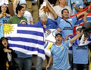 torcida uruguai x jordânia repescagem (Foto: Agência AFP)