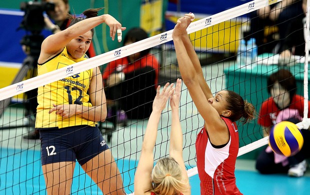 vôlei natalia brasil COPA DOS CAMPEÕES (Foto: FIVB)