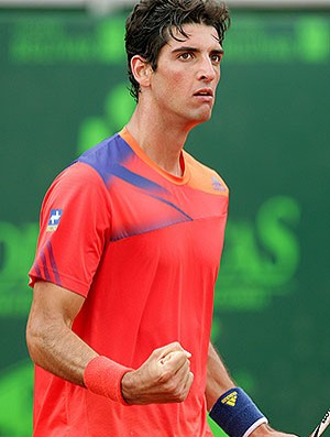 Thomaz Bellucci tênis contra Paolo Lorenzi em Bogotá (Foto: EFE)