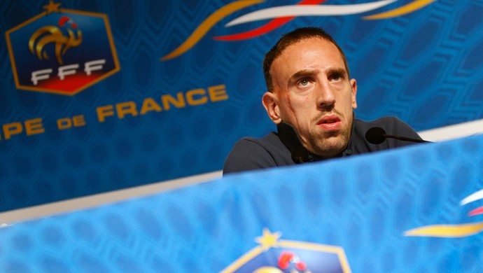 Ribery coletiva França (Foto: AP)