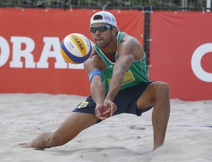 vitor felipe, vôlei de praia,  (Foto: Divulgação / FIVB)