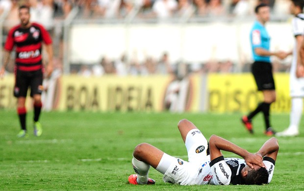 Uendel Ponte Preta e Vitoria  (Foto: Rodrigo Villalba / Agência estado)